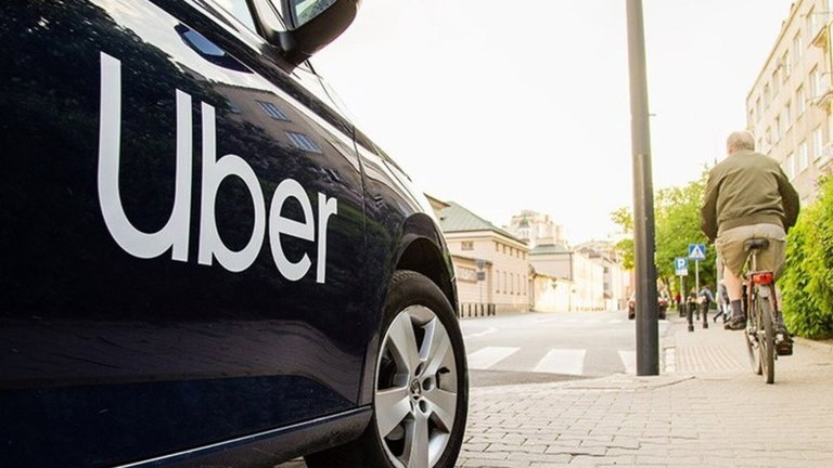 Uber estudia expandir su negocio con trenes, coches e incluso aviones