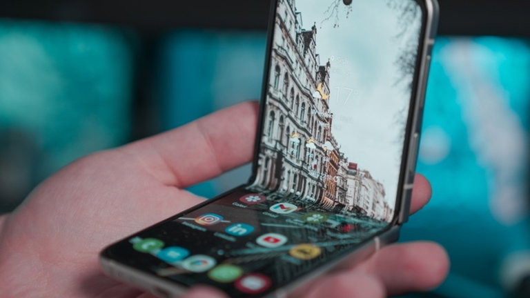 Apple podría estar cerca de lanzar un disposivo plegable, pero sigue siendo una tecnología que se le resiste