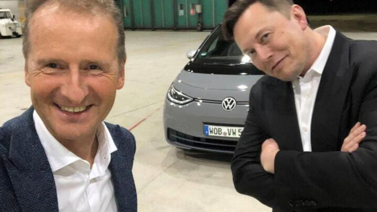Volkswagen va a por Tesla: aspira a superarles en ventas de coches eléctricos muy pronto