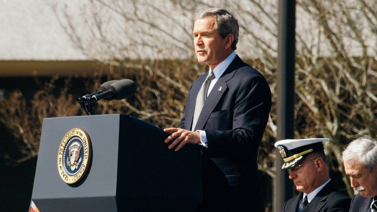 WhatsApp ayuda a descubrir un complot para asesinar a George W. Bush