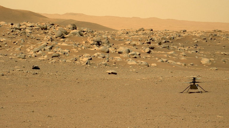 Cruzando Marte a toda velocidad: el Ingenuity de la NASA capta nuevas e increíbles imágenes