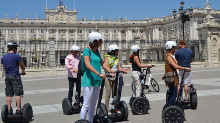 ¿Te acuerdas de los Segway? Fue un fracaso absoluto, pero empezó el camino de los patinetes eléctricos