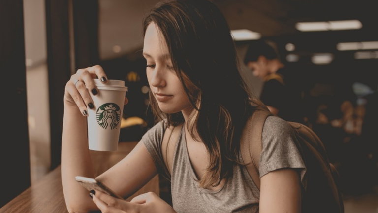 Starbucks se suma al fenómeno de los NFT, pero lamentablemente ha llegado tarde a la fiesta