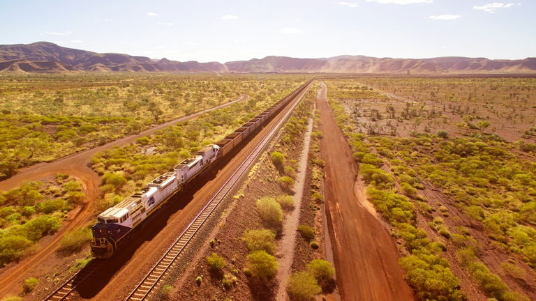 Así es como estos trenes eléctricos pueden generar energía infinita y cargarse solos