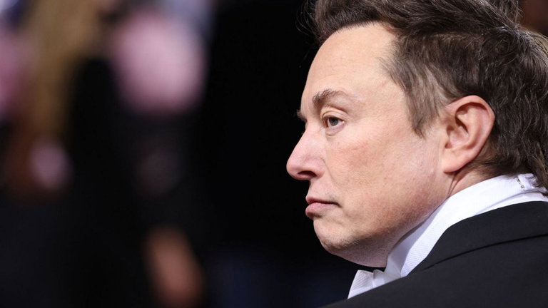 Elon Musk se posiciona en contra del teletrabajo: "que vayan a hacer el vago a otro sitio"