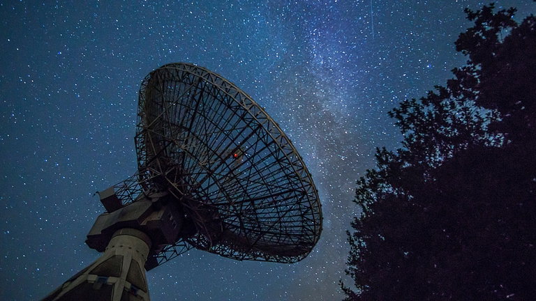 Empecemos a escondernos, se han descubierto dos señales de radio procedentes del espacio exterior