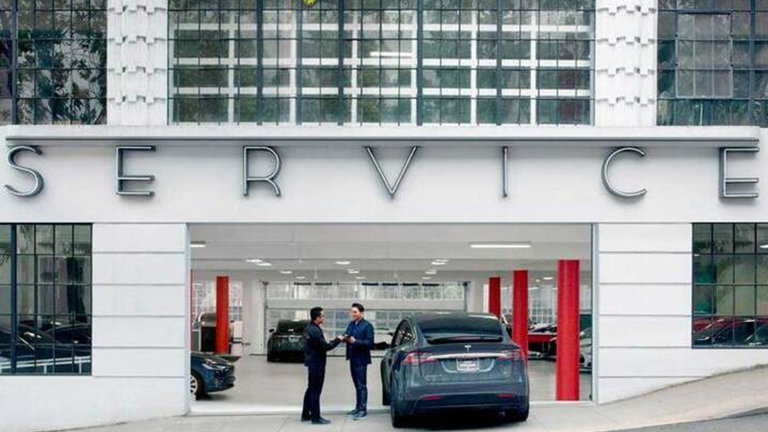 Reparar un Tesla es un 27% más caro que reparar un coche normal y corriente