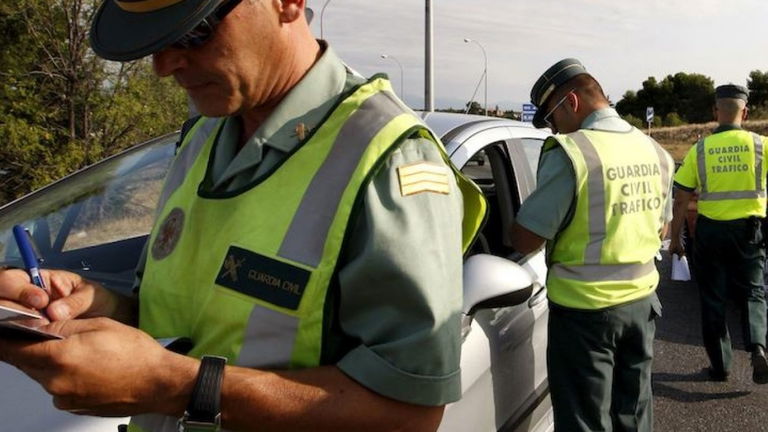 La DGT va a cambiar la manera de notificarte las multas: así es como será el nuevo sistema