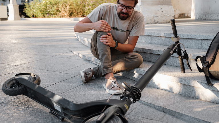 Cómo aprender a montar en un patinete eléctrico