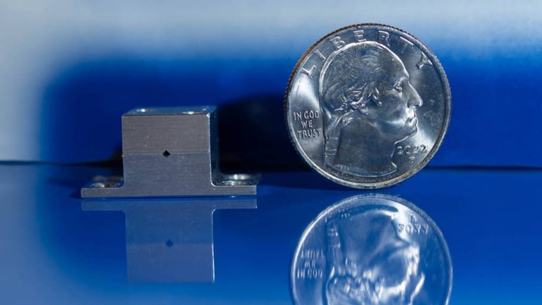 Este potente micro-láser de la NASA tiene una gran misión: encontrar agua en la Luna