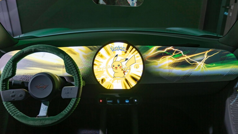 ¿Qué pasa si juntas un MINI con Pikachu? El resultado es este espectacular modelo de coche eléctrico