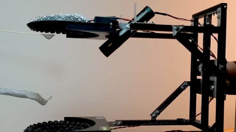 Parece magia: este robot puede hacer levitar objetos y construir estructuras sin ningún tipo de contacto