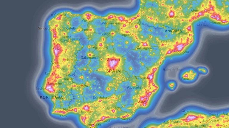 Este mapa te muestra los mejores lugares donde disfrutar la lluvia de estrellas de las Perseidas 2022