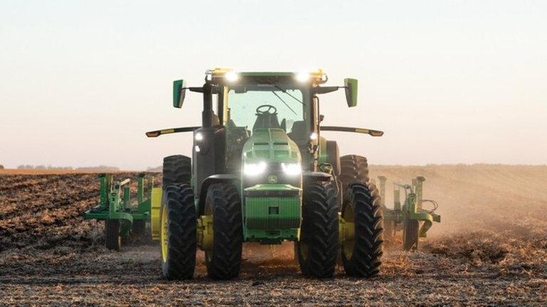 Esta marca de tractores espera ganar miles de millones de dólares solo con suscripciones
