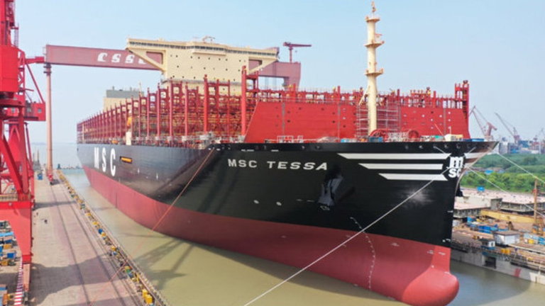 Así de brutal es el MSC Tessa, el portacontenedores más grande del mundo