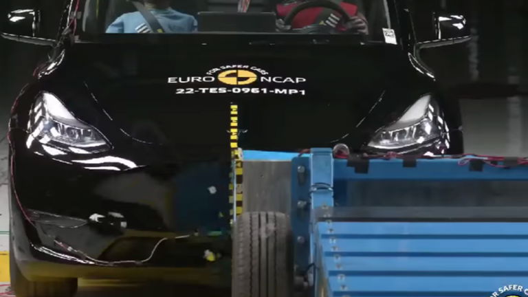 Tesla arrasa bajo los estándares europeos de seguridad, el Model Y presume de 5 estrellas "casi perfectas"