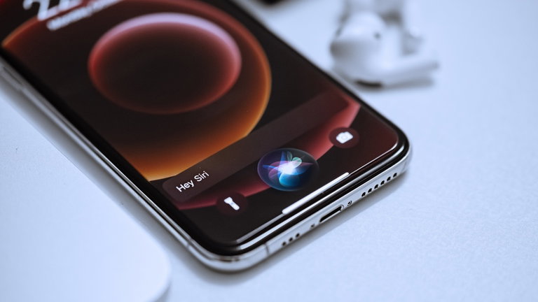 Se acabó el "Oye, Siri": Apple hará más sencilla la comunicación con su asistente virtual