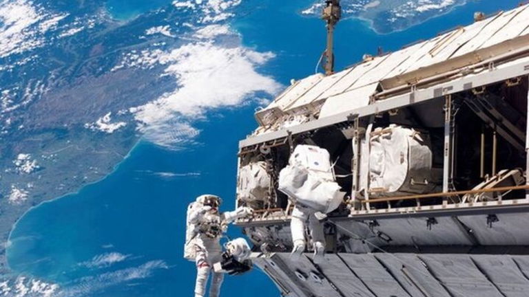 La NASA va a imprimir huesos humanos en el espacio, y por una buena razón