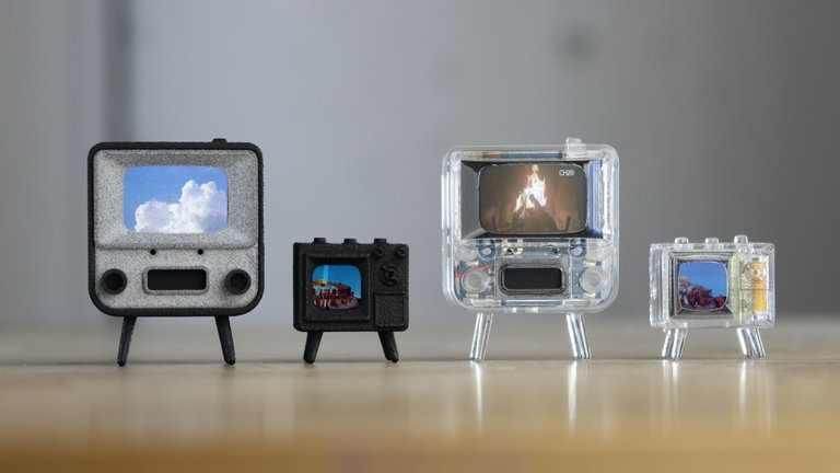 TinyTV entra en la palma de tu mano: así es la televisión miniaturizada que funciona de manera alucinante