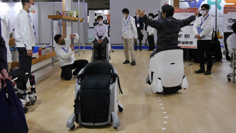 Honda ha lanzado una silla de ruedas que parece sacada de una película de ciencia ficción