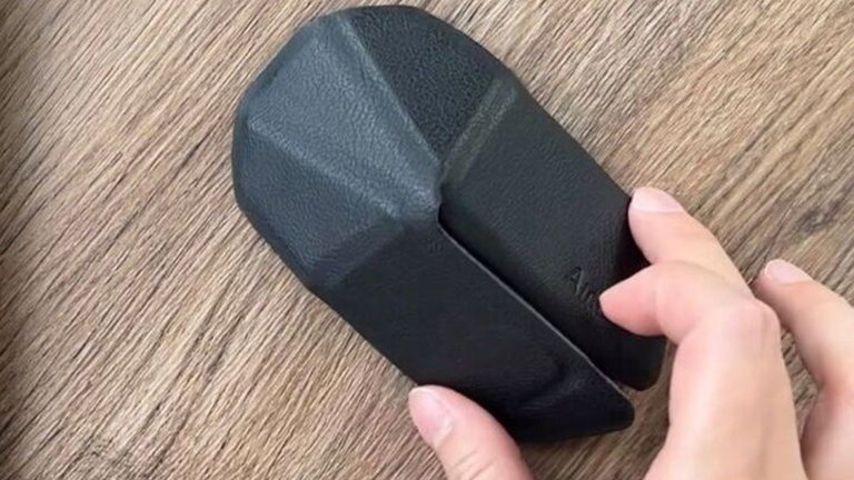 Este increíble ratón inalámbrico se pliega como si fuese una hoja de papel