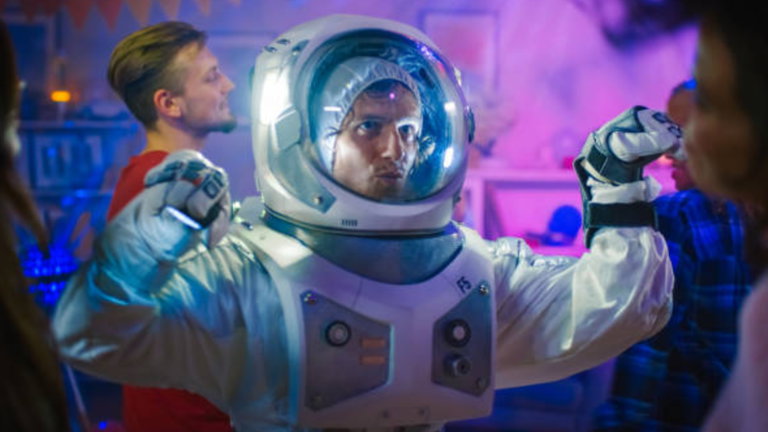La NASA muestra el espectacular y colorido "modo fiesta" de su nave Orion
