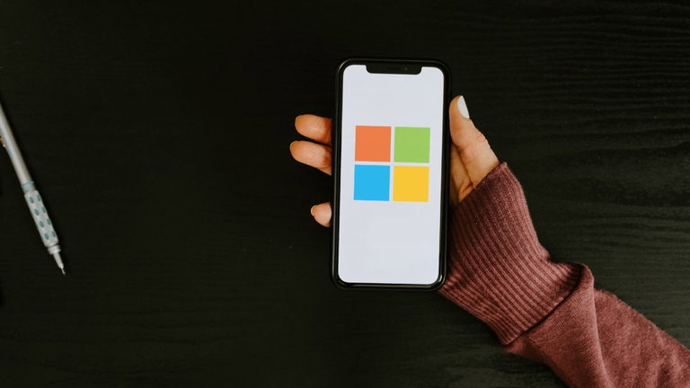 Microsoft quiere crear una "Super App" para romper el yugo de Google y Apple en búsquedas móviles