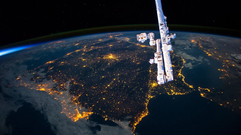 El astronauta más veterano de la NASA comparte su increíble colección de imágenes tomadas desde el espacio
