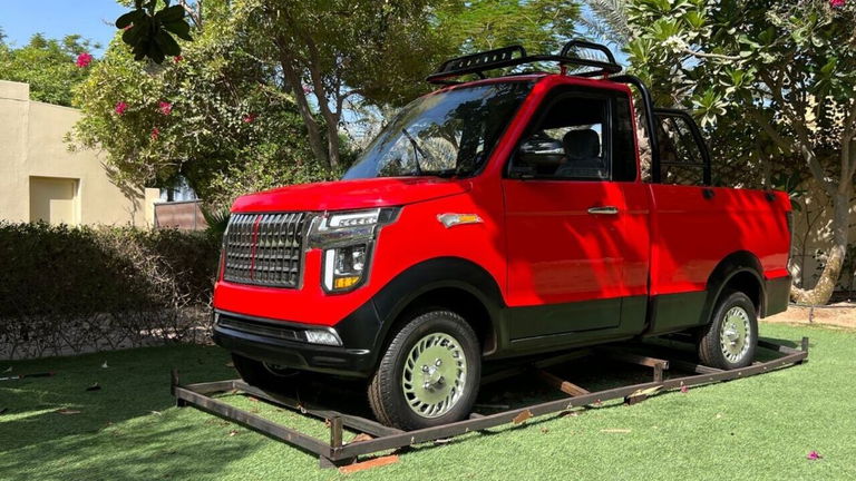 Así es la camioneta pick-up más barata del mundo: solo cuesta 2000 dólares al cambio