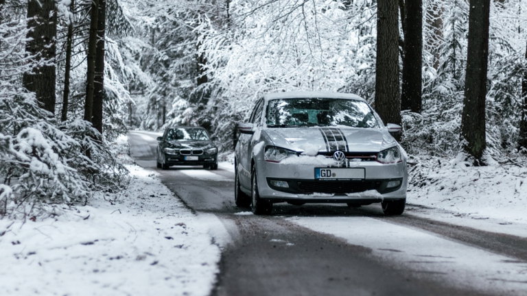Científicos chinos presentan un asfalto antihielo para evitar accidentes de circulación en invierno