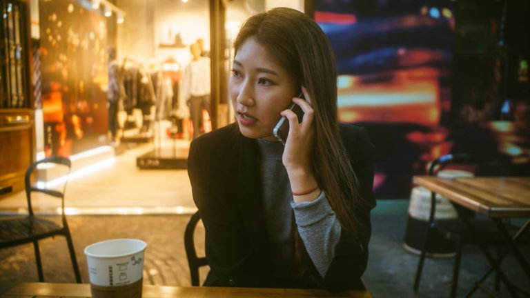 Samsung te permitirá crear un doble de voz para que conteste llamadas incómodas por ti
