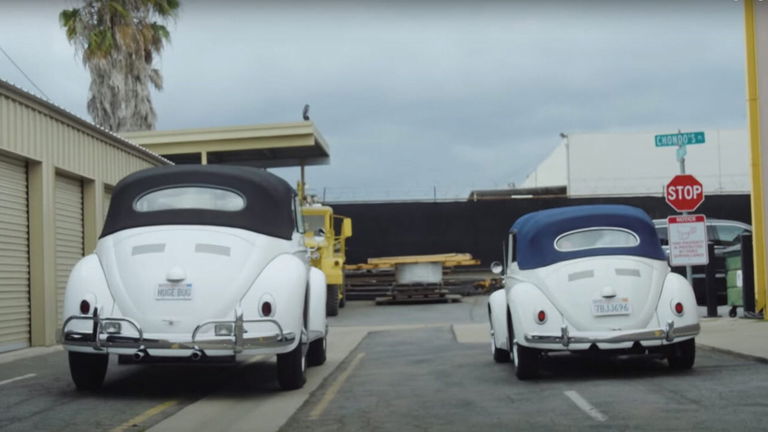La historia del Volkswagen escarabajo más grande del mundo: inmenso como un Hummer y motor V8
