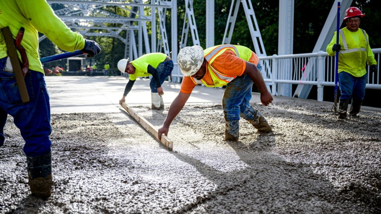 Un ingrediente común en la gastronomía podría ser clave para reducir el impacto climático del cemento
