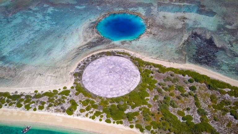 Hay un "ataúd nuclear" en medio del Pacífico, y tiene fugas que no dejan de emitir radiación