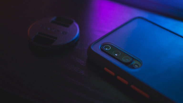 Xiaomi ha registrado una patente para un detector de mentiras en las cámaras de sus móviles: así funciona