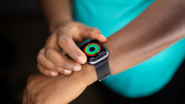 Apple planea integrar la IA en sus próximos sistemas operativos y dedicarla a cuidar de nuestra salud