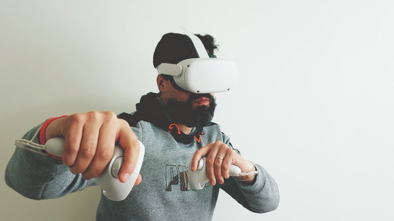 Un mes ejercitándome en el mayor gimnasio del mundo: las clases son digitales, pero el ejercicio es muy real