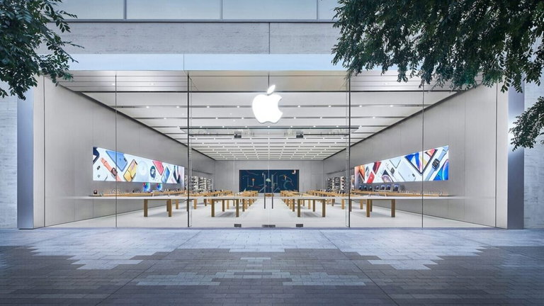 Un extrabajador de Apple ha robado el código fuente de un misterioso proyecto de conducción autónoma