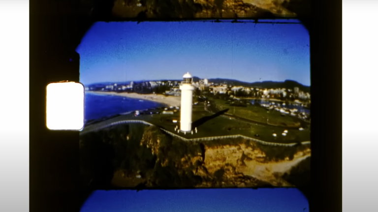 Choque de tecnologías: esta es la espectacular grabación de una cámara Super 8 sobre un dron