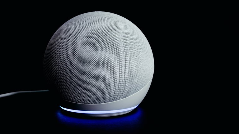 Ya no falta nadie en la fiesta: Amazon también trabaja en una Alexa con funcionalidades similares a ChatGPT