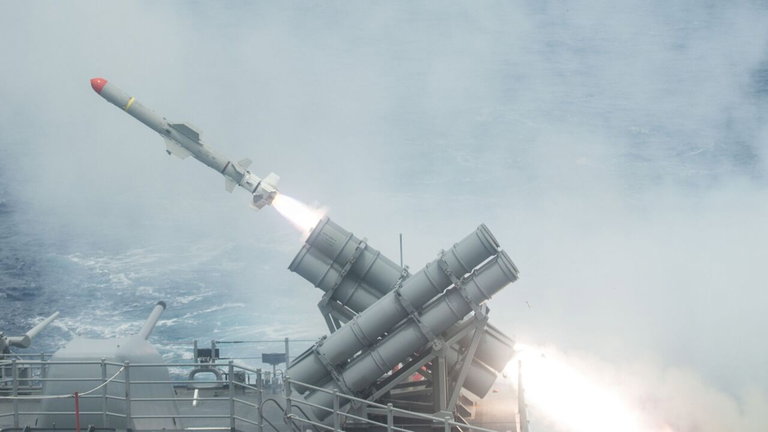 El secreto de los misiles Harpoon, una proeza tecnológica que hunde barcos con precisión milimétrica