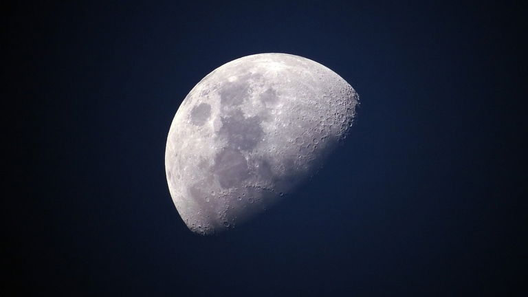 Cuánto se tarda en ir a la Luna y qué distancia real existe