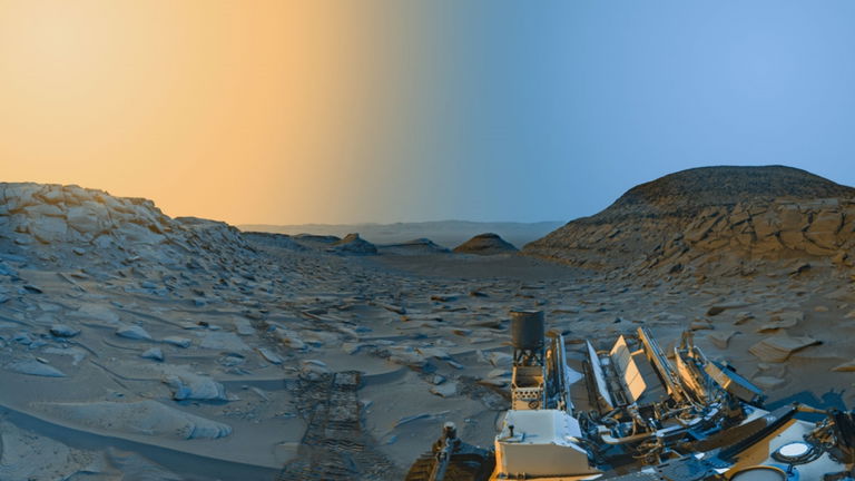 El Curiosity de la NASA combina las luces matutinas y el ocaso de Marte para crear una espectacular imagen