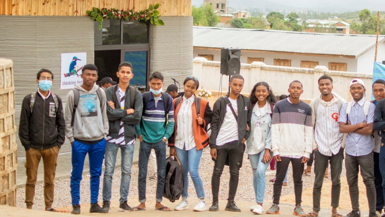 Imprimiendo escuelas en 3D, una nueva iniciativa para ayudar a los niños de Madagascar