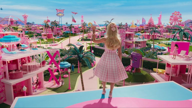 La película de Barbie es tan rosa que el "el mundo entero se ha quedado sin color rosa"