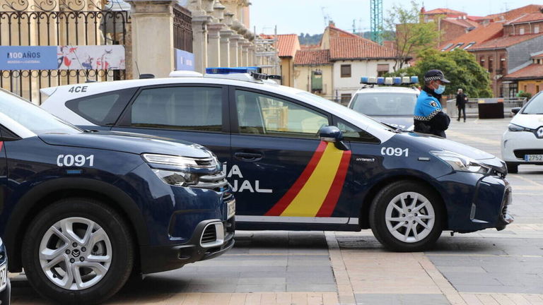 Los 9 coches más emblemáticos utilizados por la Policía Nacional