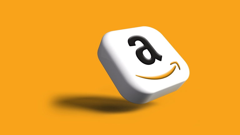 Estas son algunas de las estafas online más habituales, según Amazon