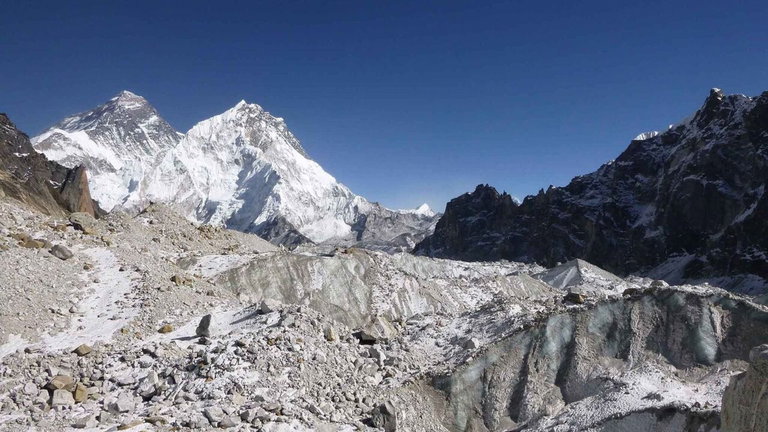 Se encuentra la razón de por qué los enormes picos del Himalaya serán cada vez más pequeños