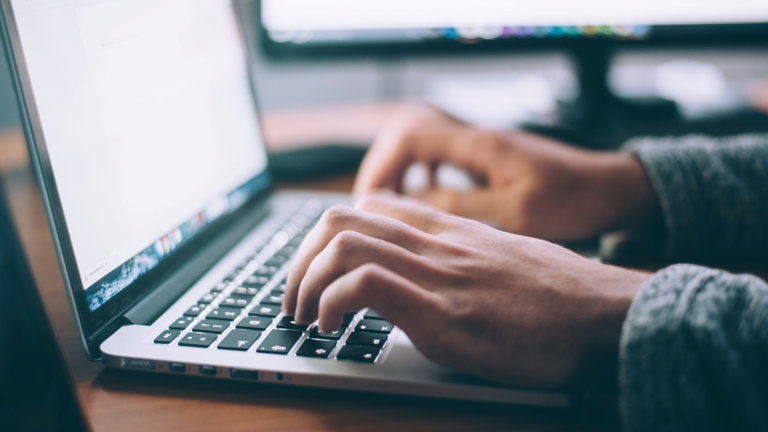Robando contraseñas a ritmo de pulsaciones de teclado y por Zoom: así es un método casi perfecto que usa IA