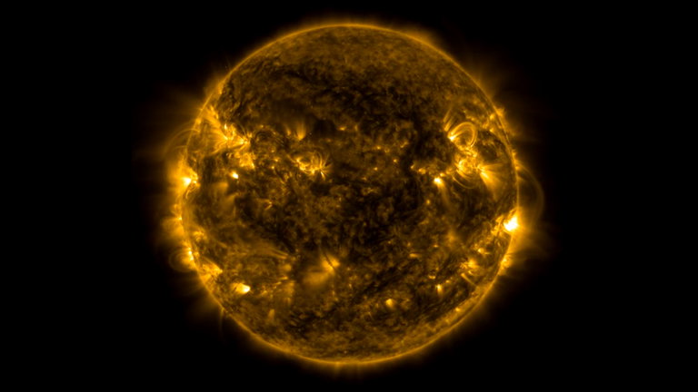 No te habrás enterado, pero una explosión de tamaño superior a la mitad del Sol ha chocado contra la Tierra